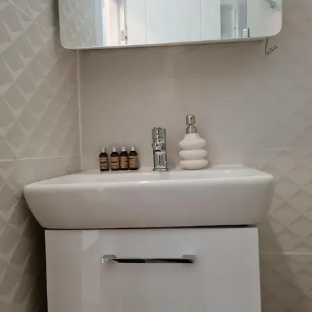 Aparthotel Cozy 3*